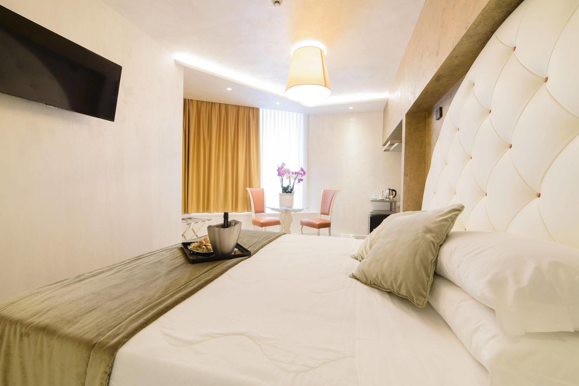 Hotel Vespasiano Roma Esterno foto