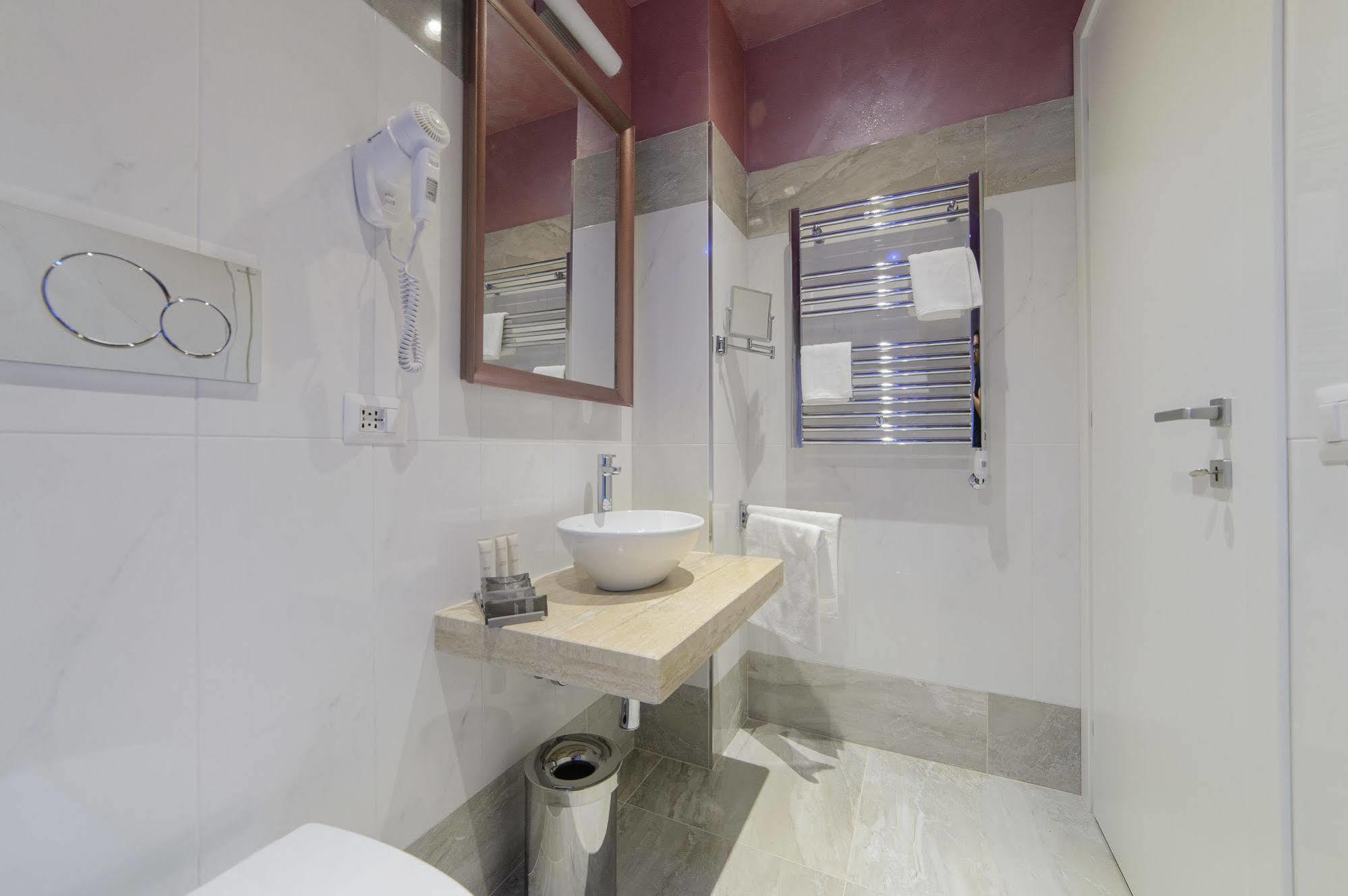 Hotel Vespasiano Roma Esterno foto